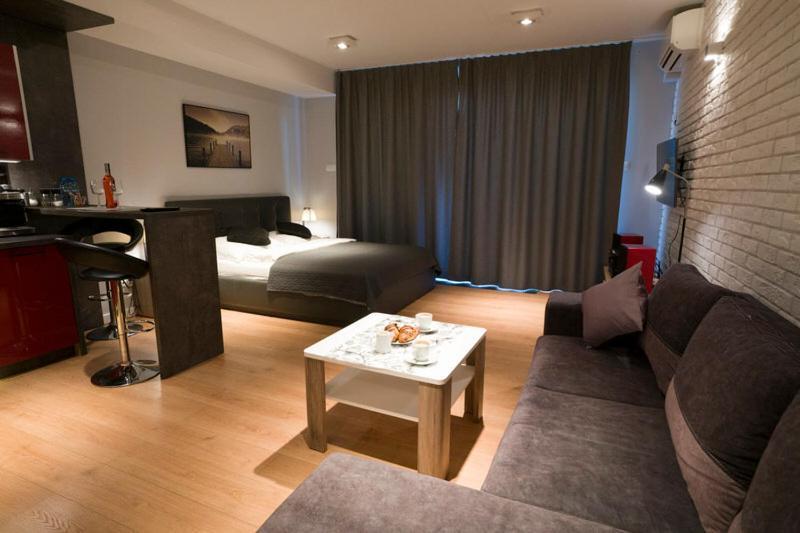 Diamond Apartment *