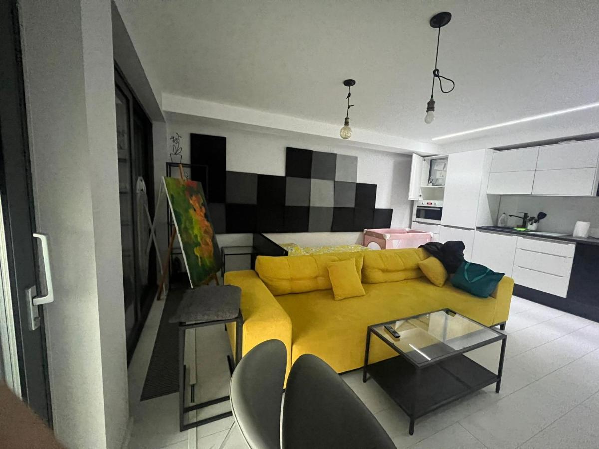 Diamond Apartment